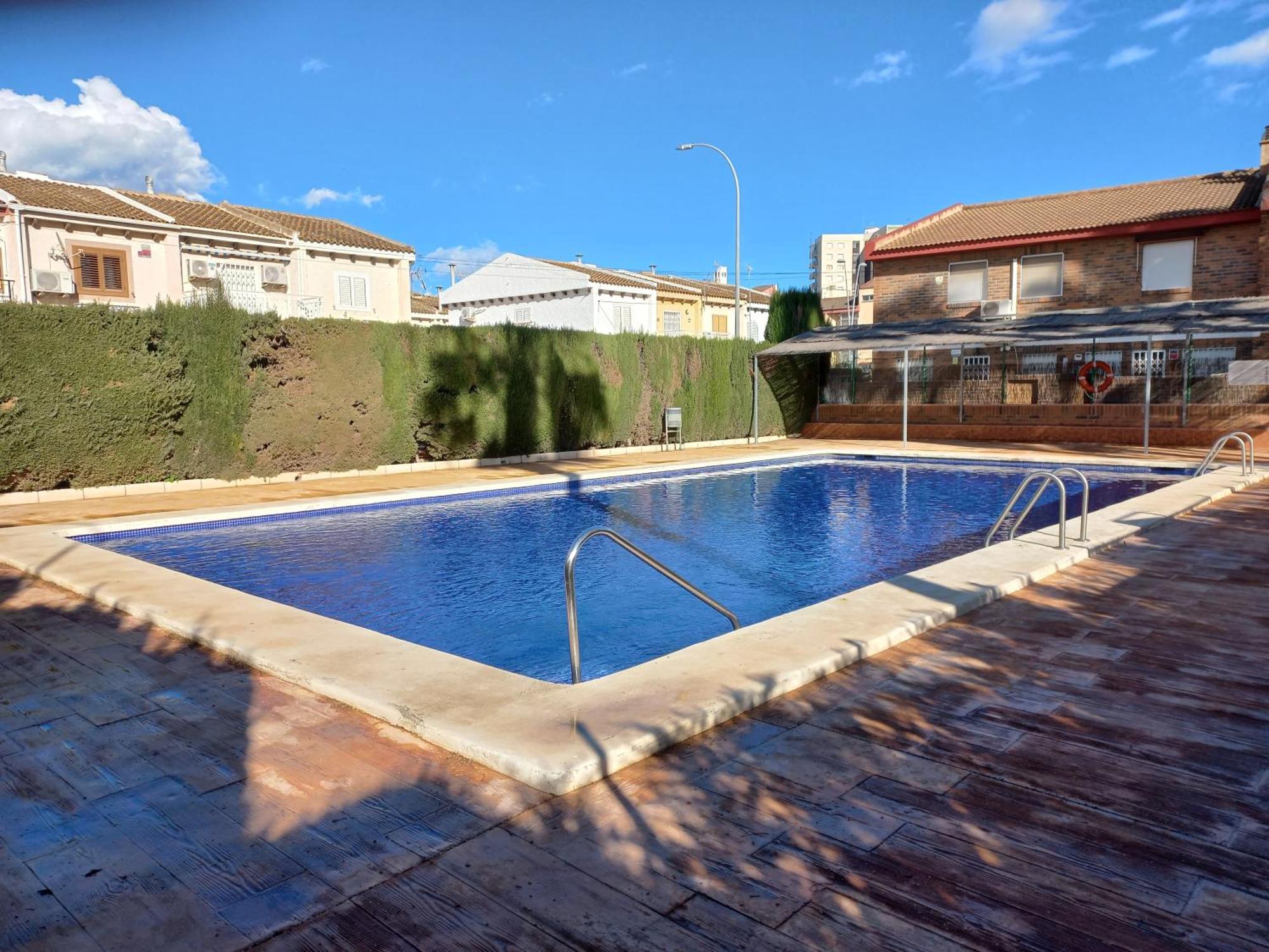 Appartement Proche Mer Avec Piscine Santiago De La Ribera Buitenkant foto